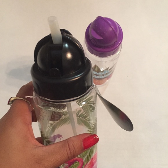 Summer water bottles with straw - NWT - Picture 4 of 8